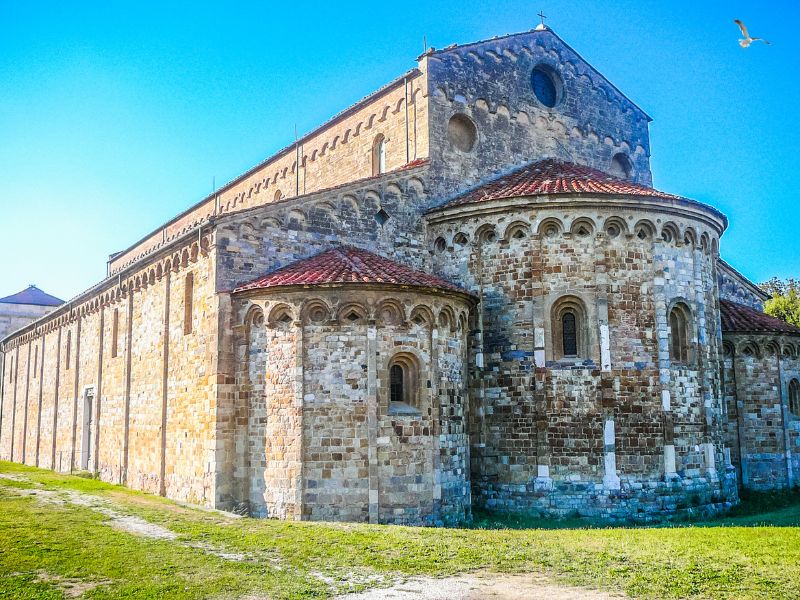 Basilika San Piero a Grado
