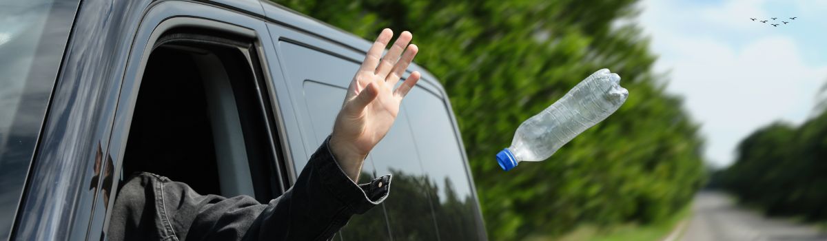 Italien verschärft die Regeln: Bis zu 18.000 Euro Bußgeld für Müll aus dem Autofenster – wichtig für den Urlaub