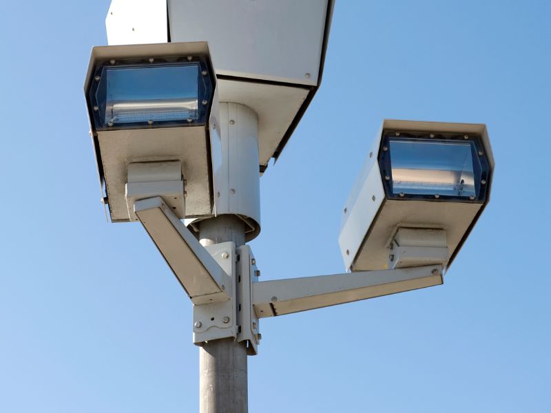 Neuer Hightech-Autovelox auf der FI-PI-LI: Was Reisende wissen müssen